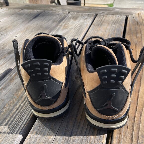 Jordan 4 Fossil - Picture 2 of 4